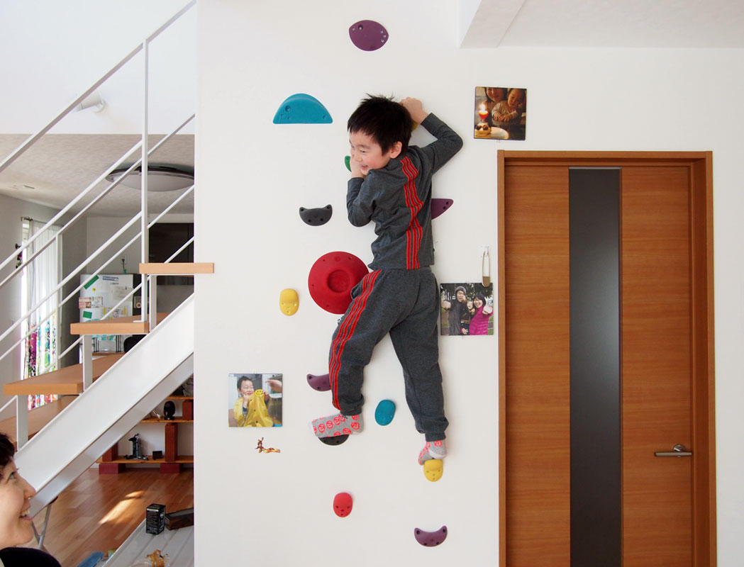 イゼッチハウス北海道のボルダリング事例