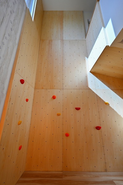 エコットハウスのボルダリング事例