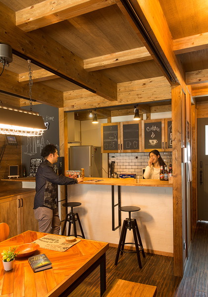 サイエンスホーム札幌のバーカウンター事例