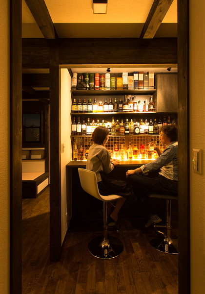 サイエンスホーム札幌のバーカウンター事例