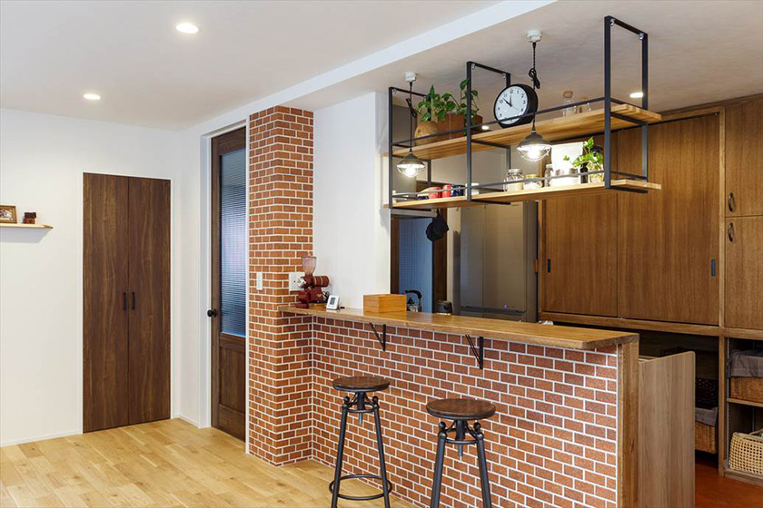 リヴスタイルのバーカウンター事例